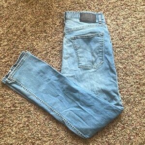 Calvin Klein Mens Medium Wash Slim Straight Jeans size 31x32